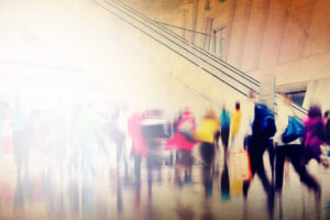 International shoppers in a shopping mall to show how to localize Ecommerce stores